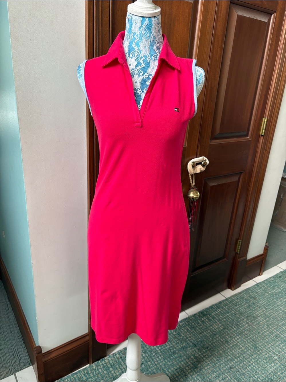 Tommy Hilfiger sport dress
Bright pink  collar/V-neck stretch knit embroid. logo